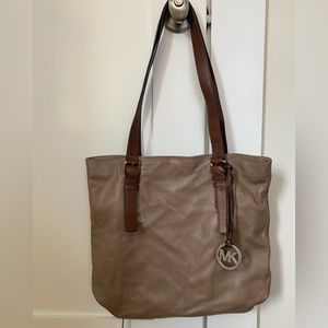 MICHAEL KORS Jessica Expandable Leather Bag - Dusk
